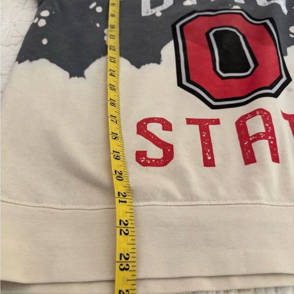Gameday CoutureOhio State Two-Tones Crewneck Size Small never worn - Picture 7 of 9